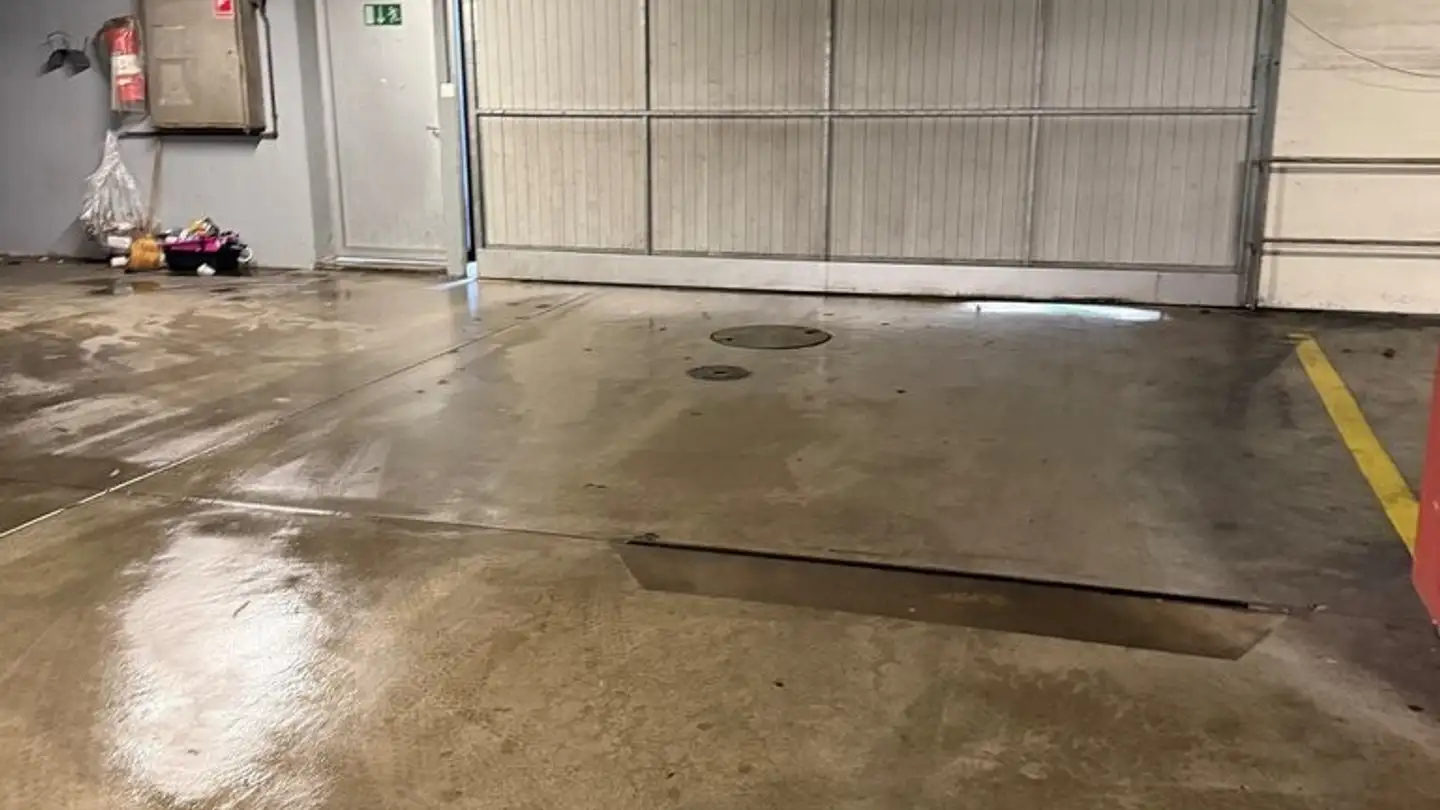 Parcheggio sotterraneo in affitto - General Herzog-Strasse, 5600 Lenzburg - Foto 2