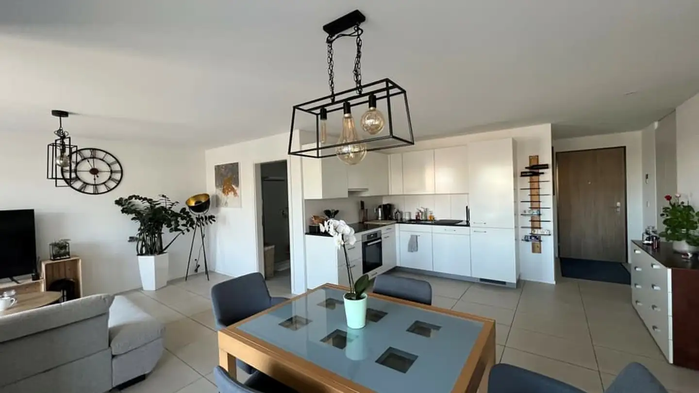 Apartment for rent - Avenue De La Gare 24, 1630 Bulle - Photo 2