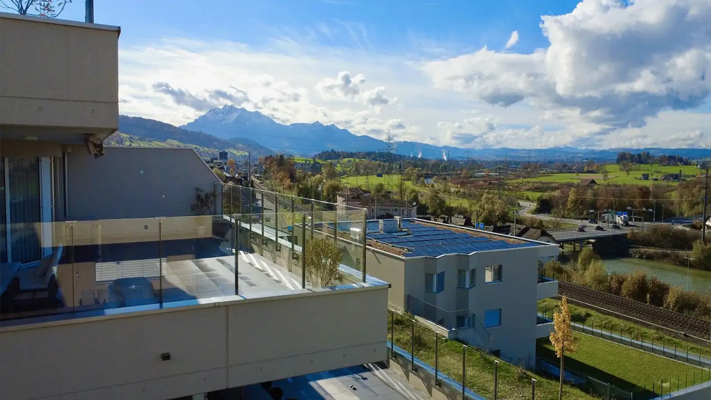 Appartamento a gradini in vendita - Weitblick 19, 6038 Gisikon - Photo 2