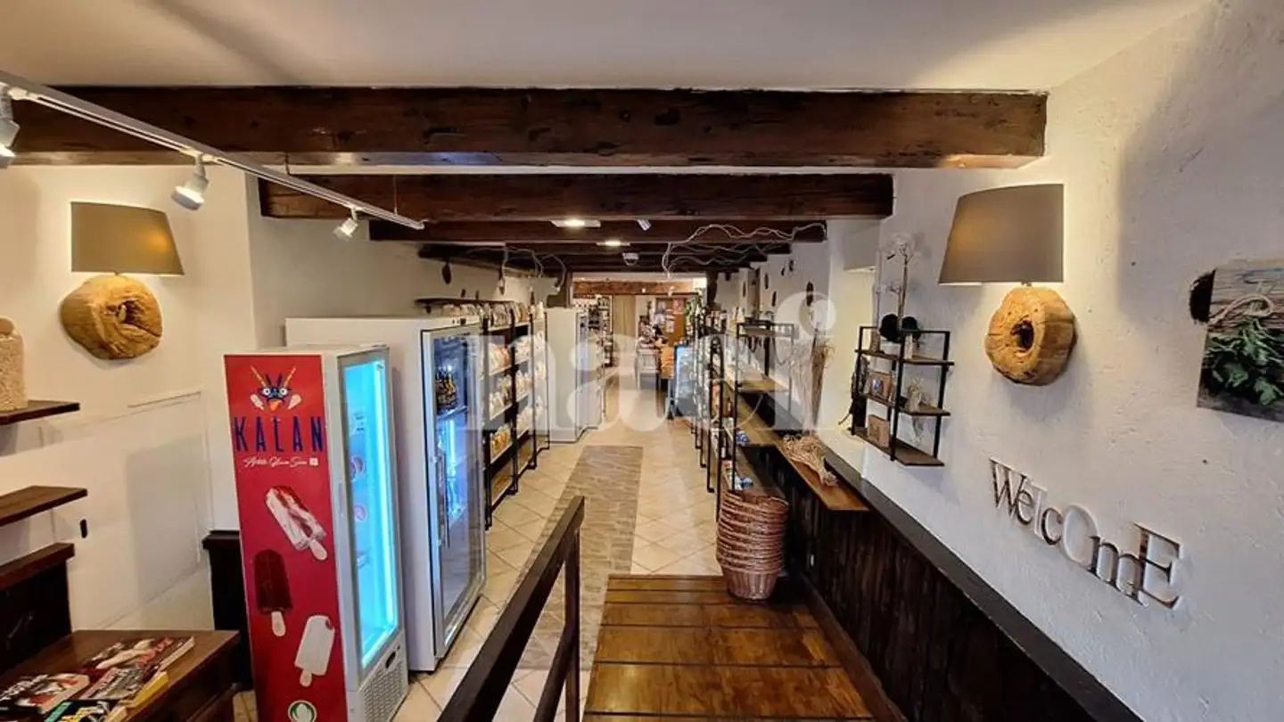 Magasin à louer - Grand-Rue 61, 1296 Coppet