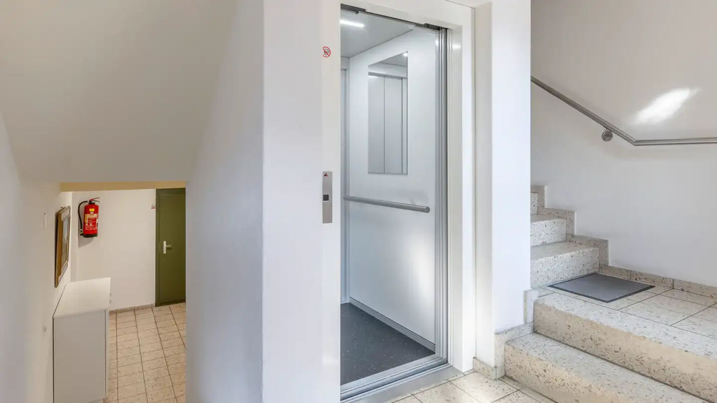 Edificio residenziale in vendita - Bahnhofstrasse 27, 8854 Siebnen - Foto 4