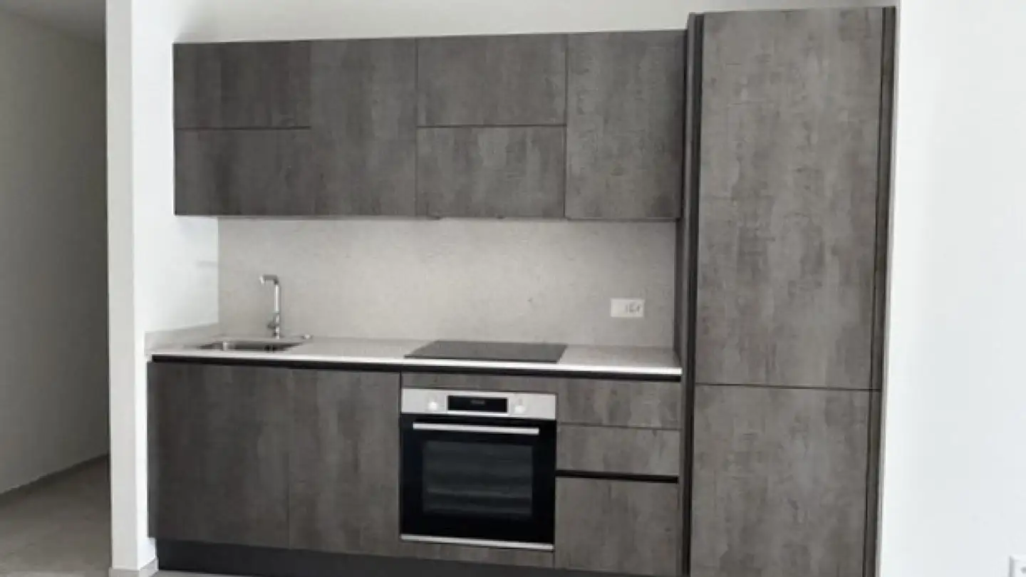 Apartment for rent - Via Strada Vecchia, 6582 Pianezzo - Photo 4