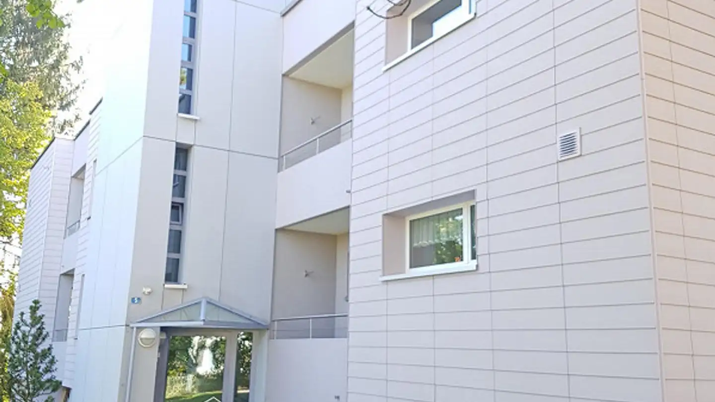 Appartamento in affitto - Twäracherstrasse 3, 8118 Pfaffhausen