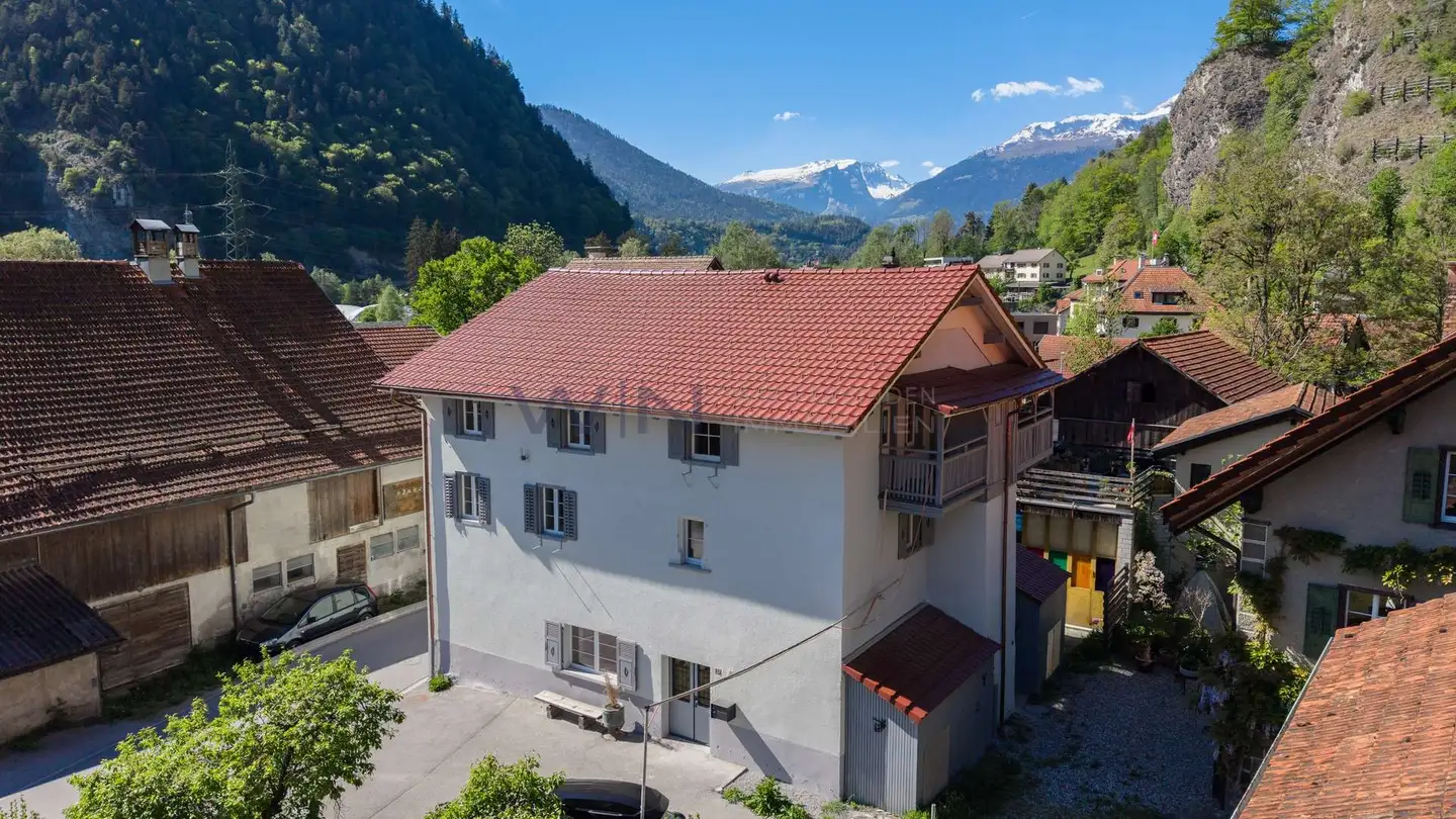 Einfamilienhaus kaufen - 7418 Tumegl/Tomils