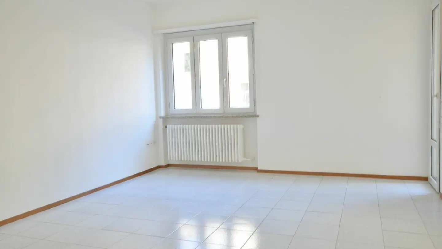 Apartment for rent - Viale C. Olgiati 3, 6512 Giubiasco