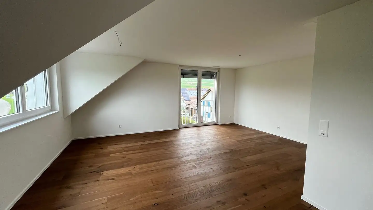 Dachgeschosswohnung mieten - Püntstrasse 3b, 8216 Oberhallau - Foto 2