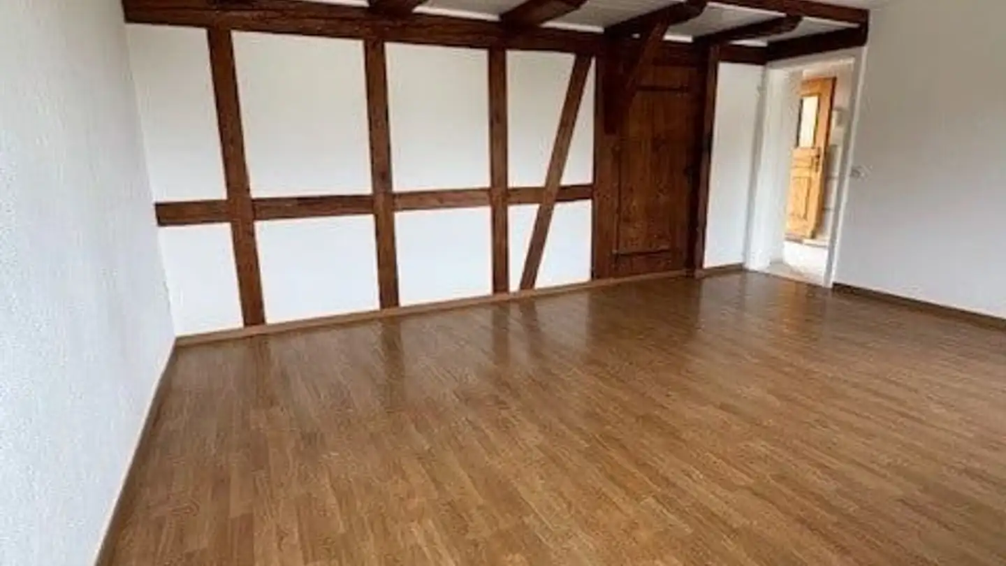 Dachgeschosswohnung mieten - Hauptstrasse 54, 2553 Safnern - Foto 2