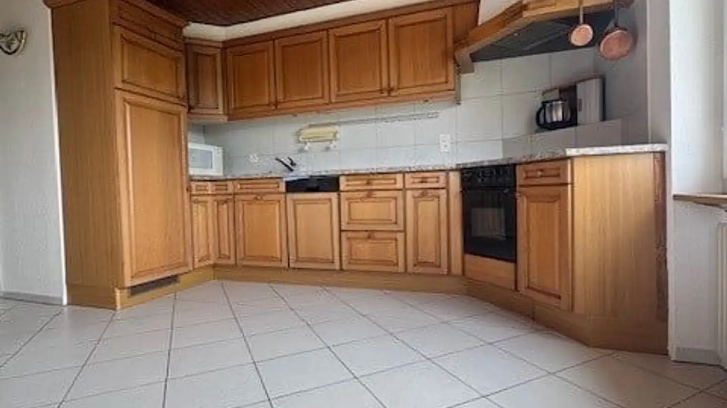 Dachgeschosswohnung mieten - Hauptstrasse 54, 2553 Safnern