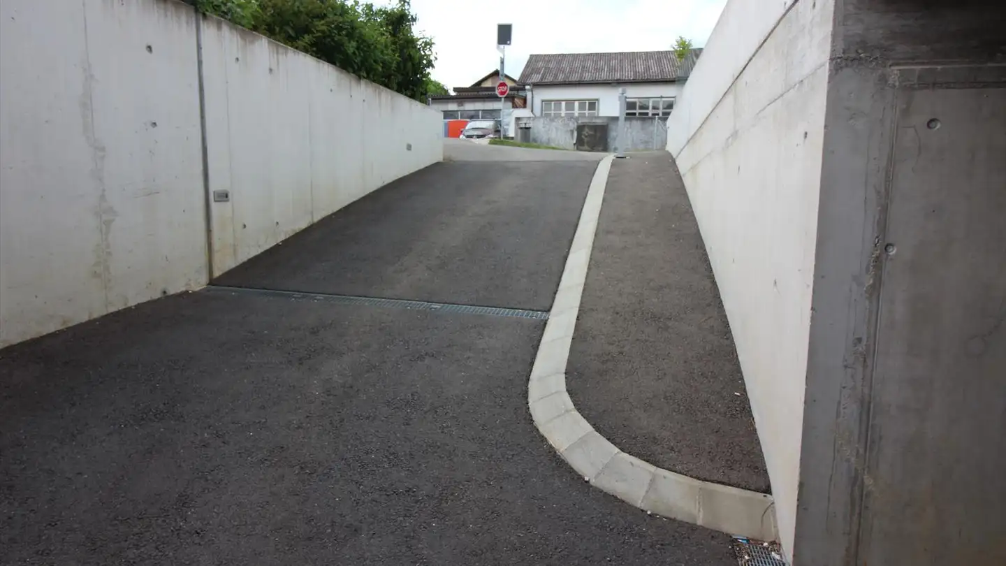 Place de parking souterraine à vendre - Rue Du Jura, 1422 Grandson - Photo 3