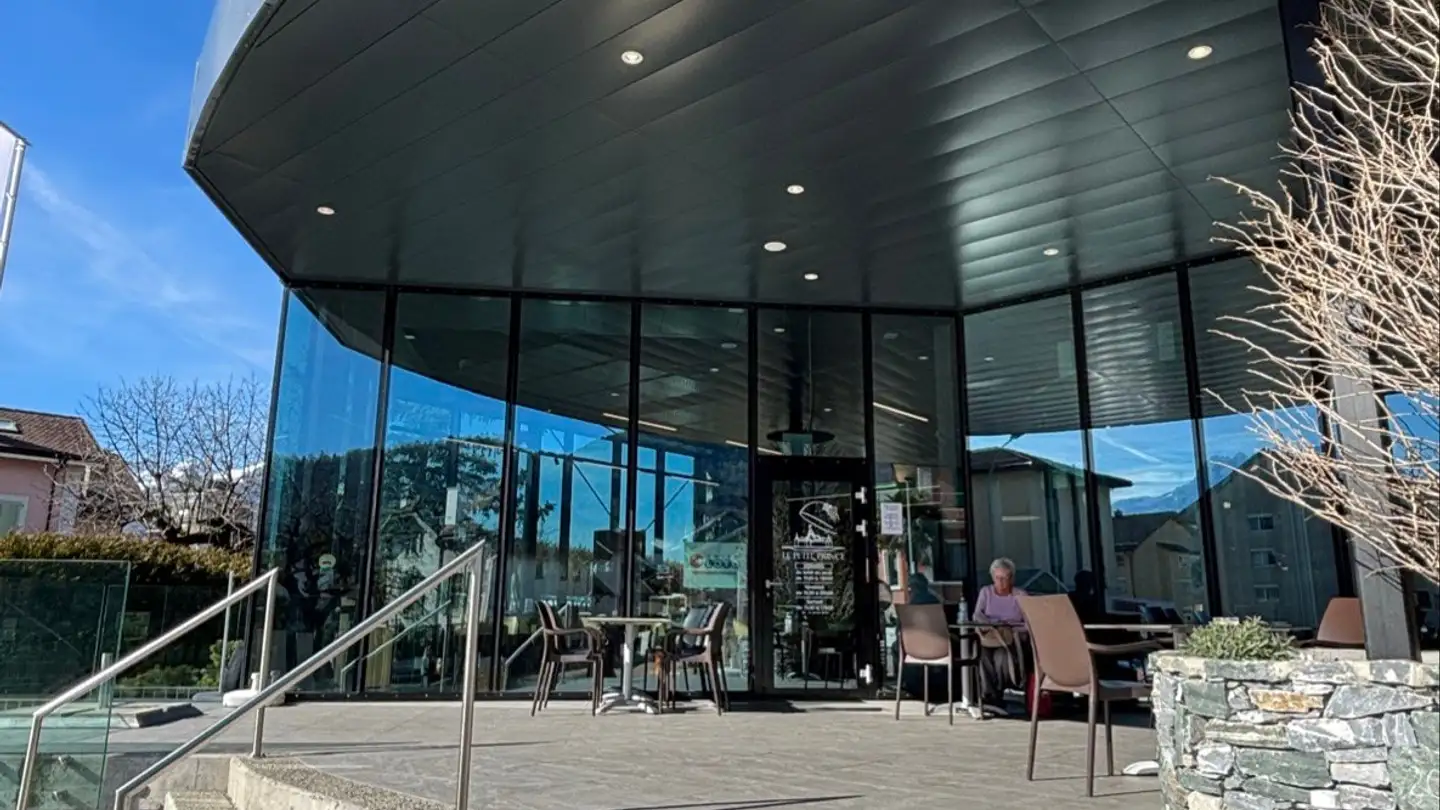 Restaurant for rent - Rue Du Rhône 28, 1860 Aigle - Photo 2