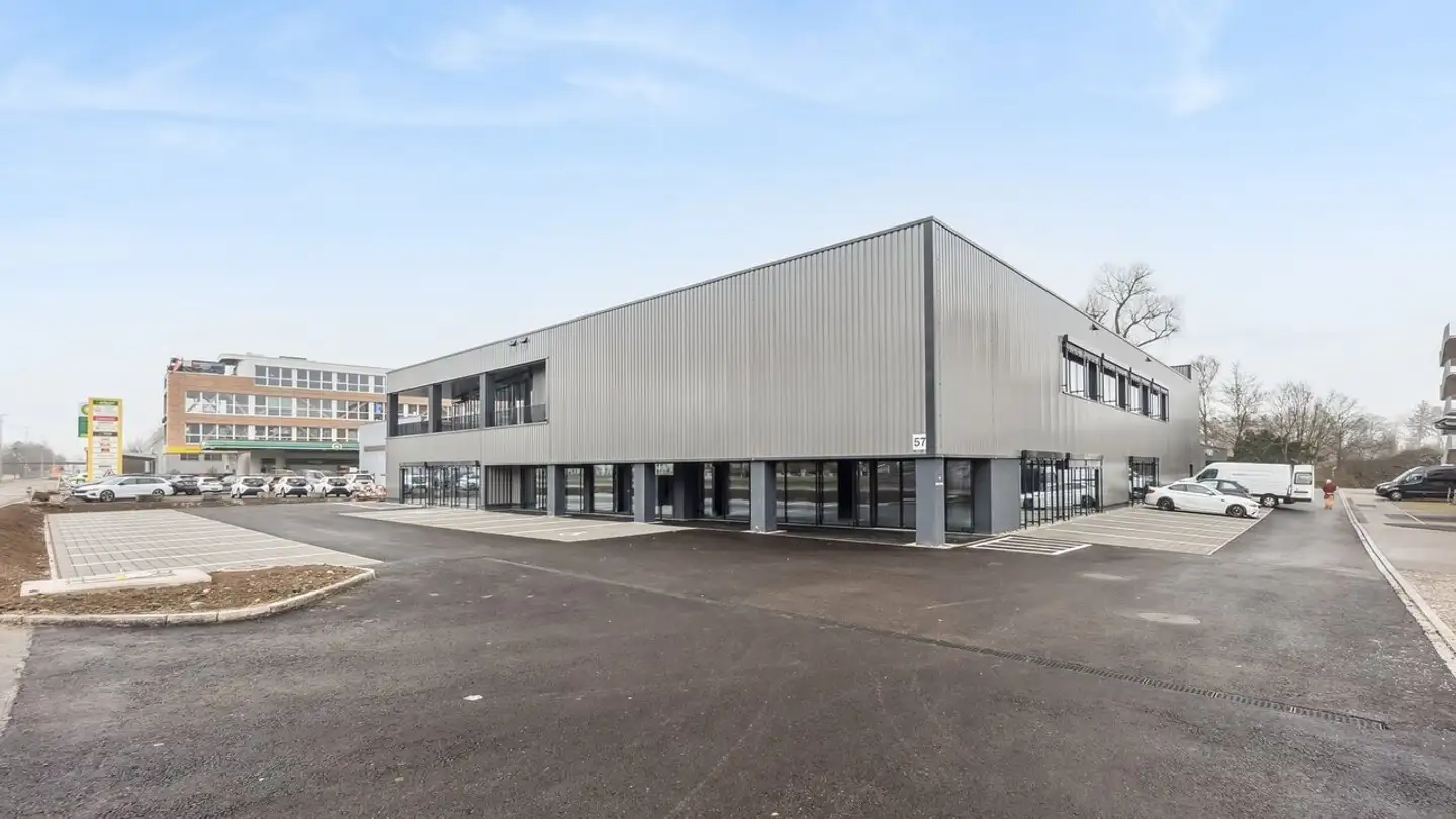 Commercial for rent - Flughofstrasse 57, 8153 Rümlang