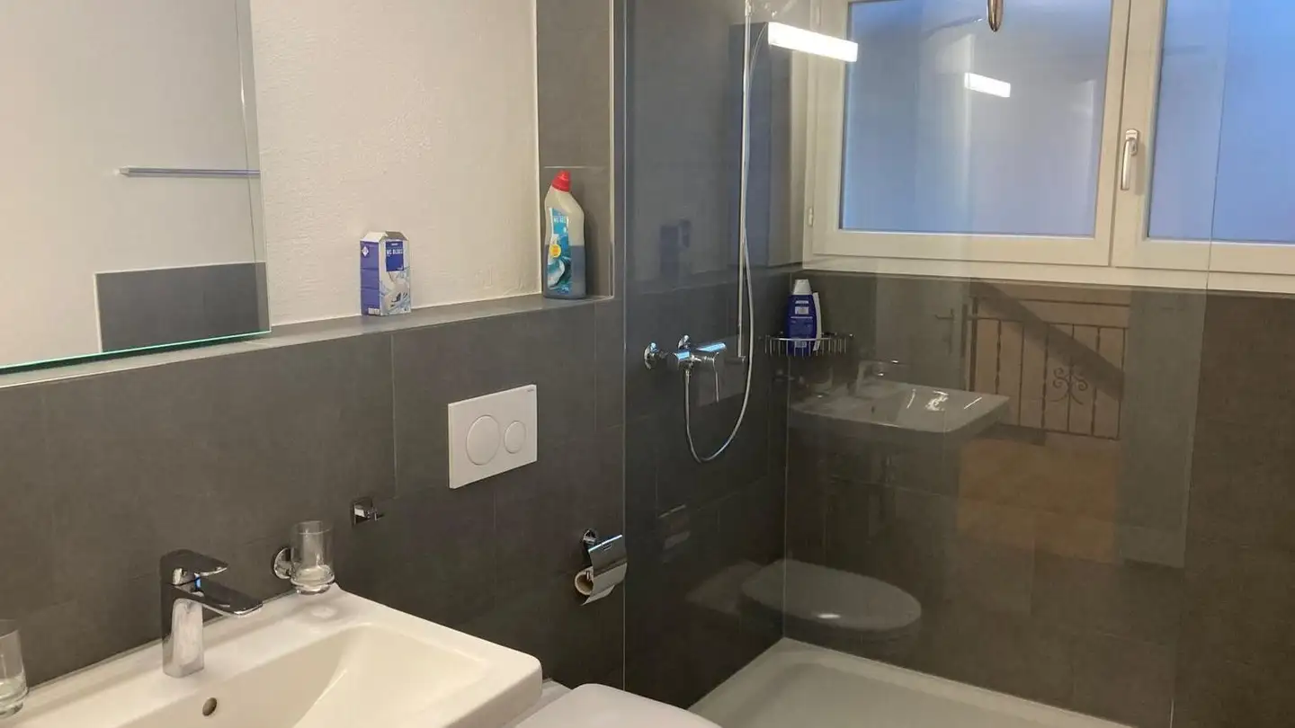 Zimmer mieten - Am Linthli 18, 8752 Näfels - Foto 2