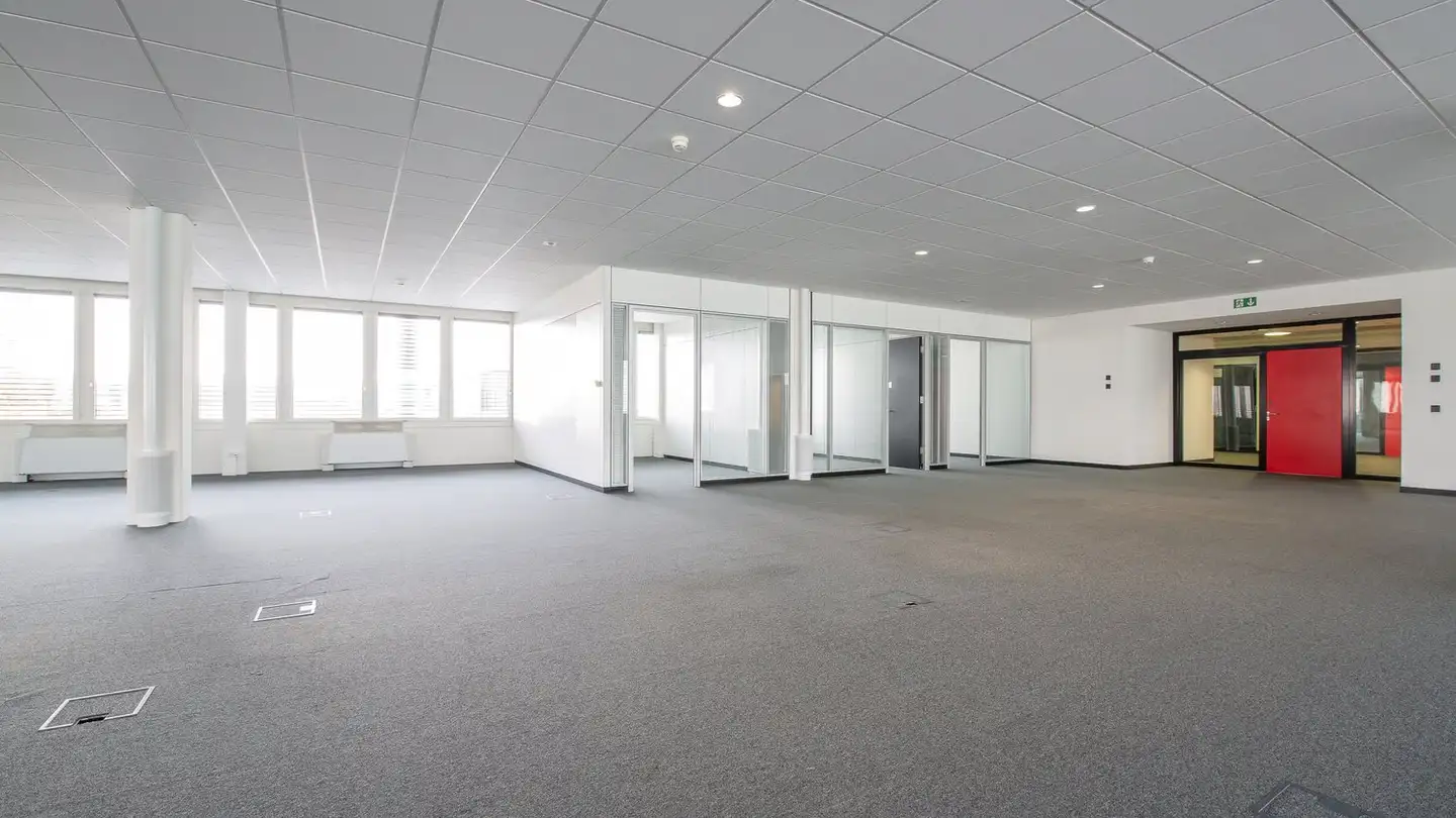 Office space for rent - Javastrasse 2, 8604 Volketswil - Photo 3