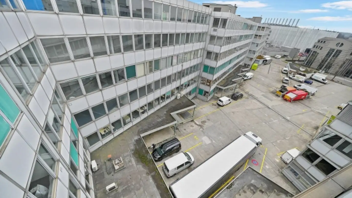 Commercial à louer - Europa-Strasse 23, 8152 Glattbrugg