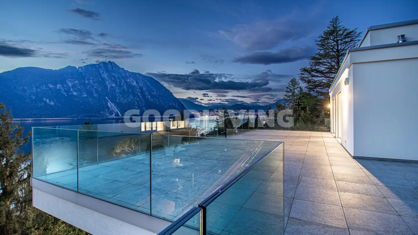 Penthouse for sale - 6816 Bissone