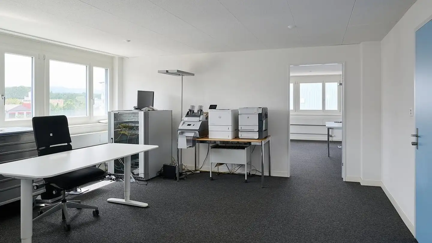 Bürofläche mieten - Ruchfeldstrasse 15, 4142 Münchenstein - Foto 2