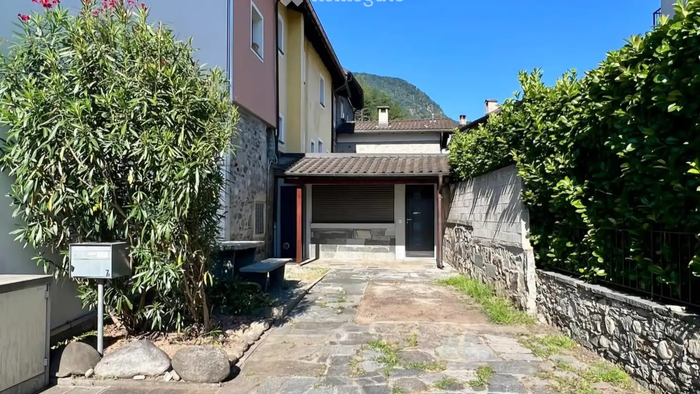 Single house for rent - Vicolo Al Torchio 7a, 6616 Losone