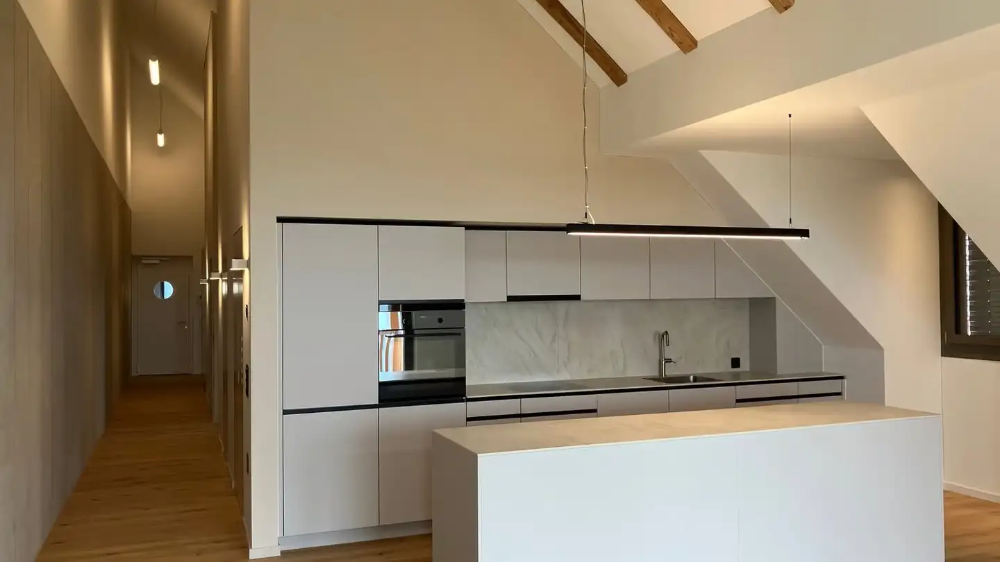 Dachgeschosswohnung mieten - Schluhbachstrasse 23, 8342 Wernetshausen - Foto 2