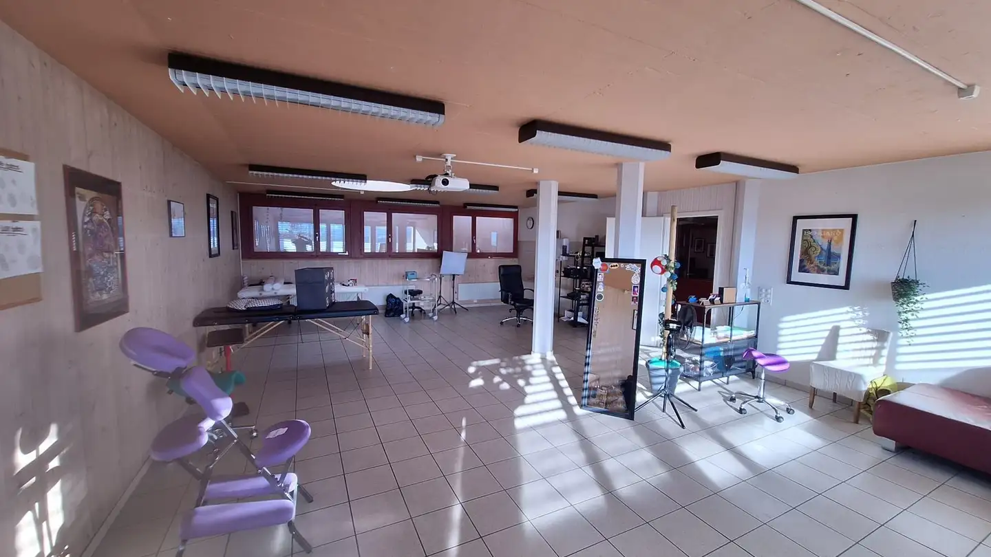 Commercial for rent - Route De La Chaussia 37, 1690 Villaz-St-Pierre