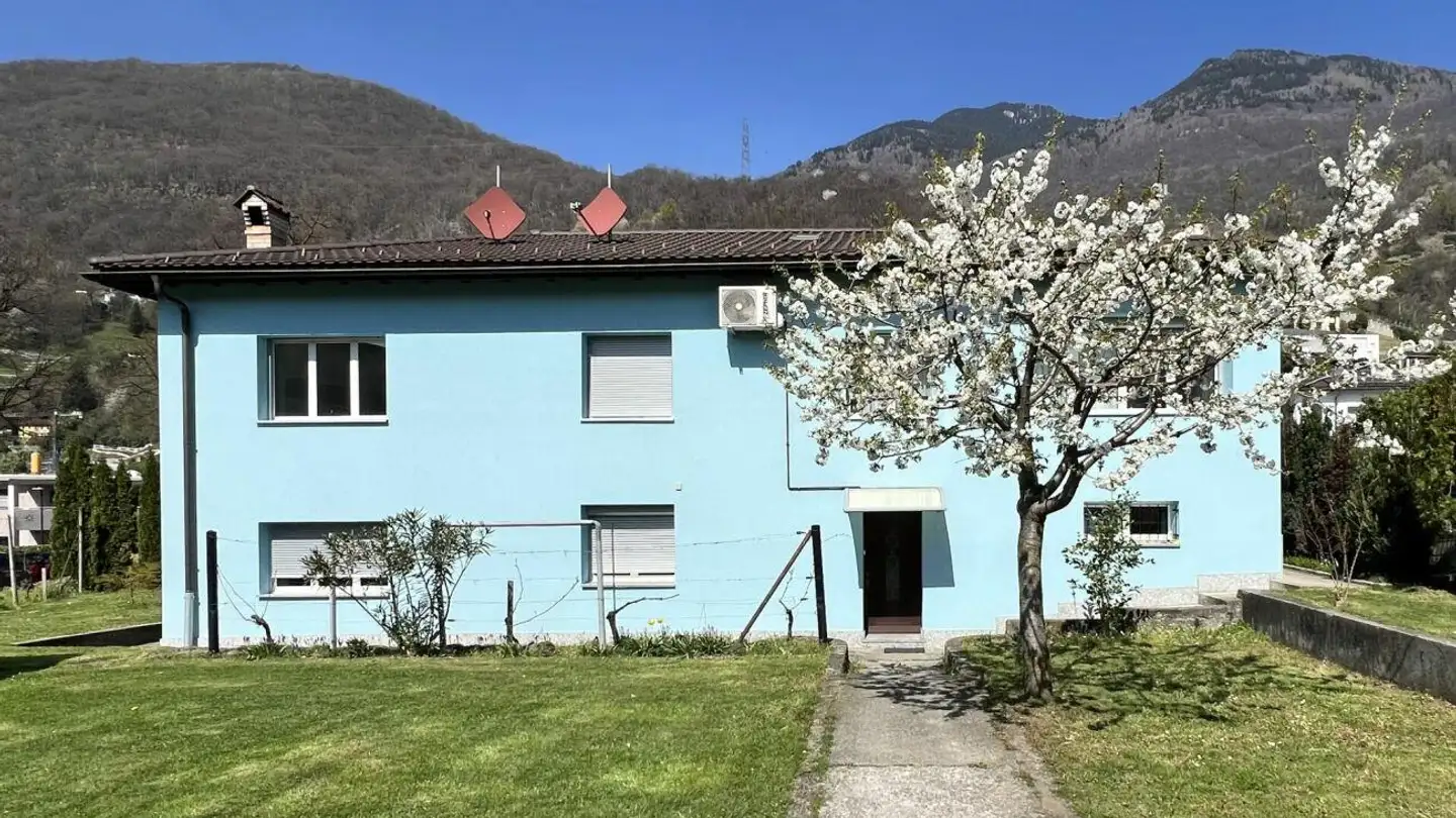 Mehrfamilienhaus kaufen - Via Al Ticino 8, 6514 Sementina - Foto 2