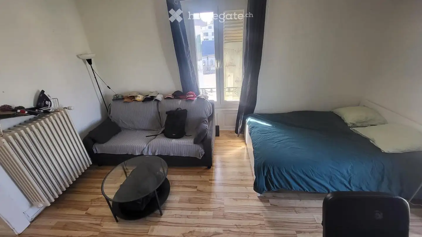 Chambre à louer - Place De La Gare, 1020 Renens VD