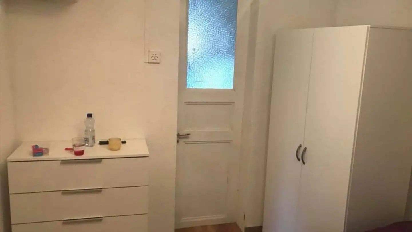 Apartment for rent - Rue De La Fontaine, 1926 Fully - Photo 4