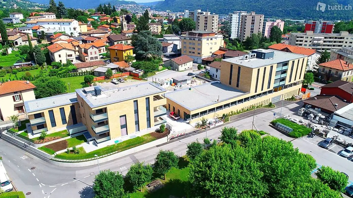 Covered parking space for rent - Via Monte Generoso 2, 6877 Coldrerio - Photo 3