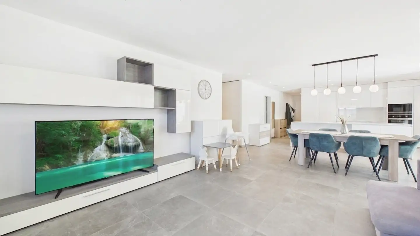 Apartment for sale - 3952 Susten