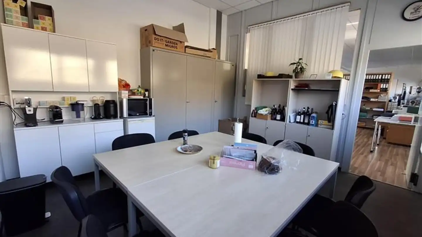 Commercial for rent - Chemin De La Charmille 2, 1723 Marly