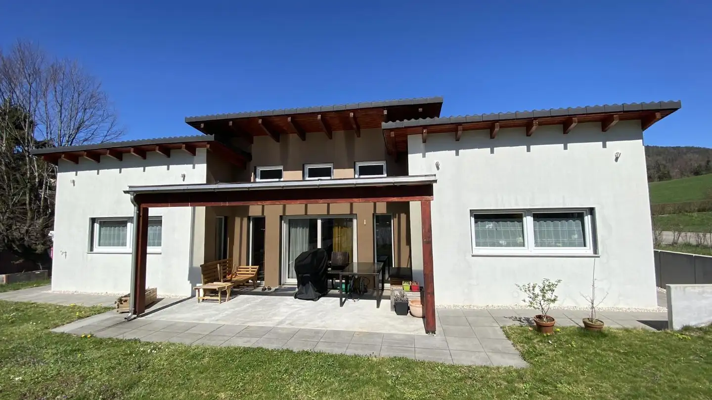 Single house for sale - 2829 Vermes