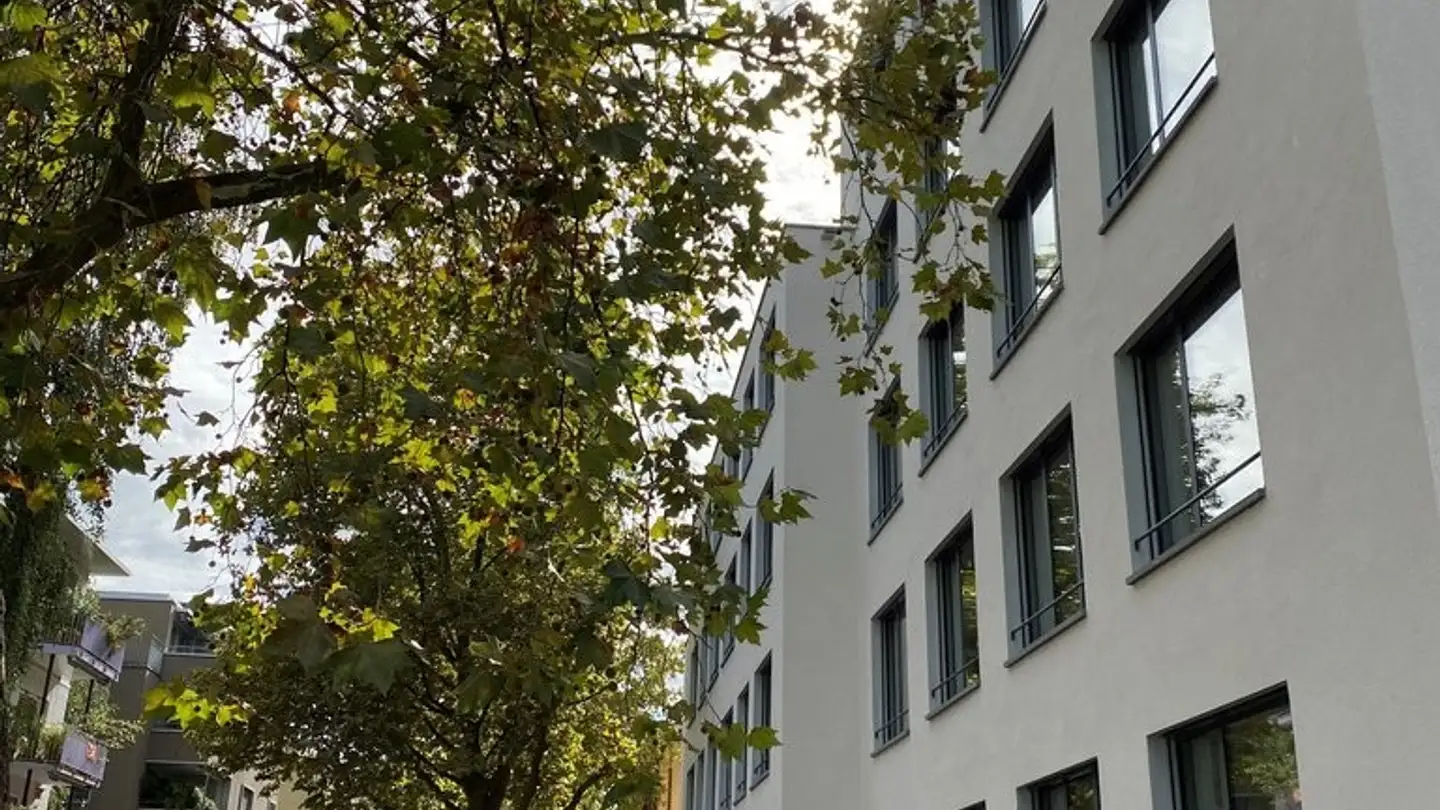 Tiefgaragenstellplatz mieten - Oerlikonerstrasse 83, 8057 Zürich