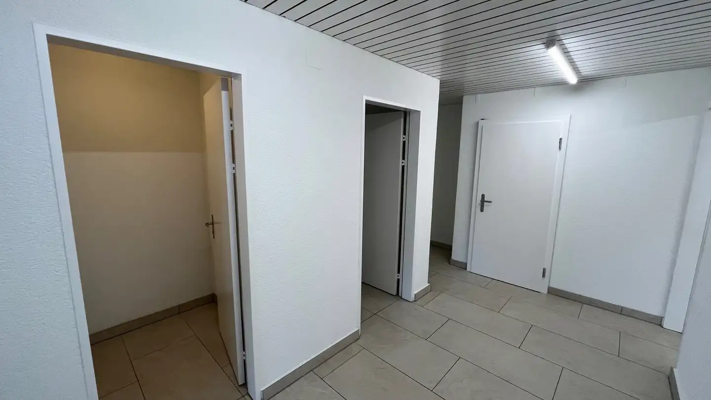 Gewerbe mieten - Zimmerwaldstrasse 10, 3122 Kehrsatz - Foto 4