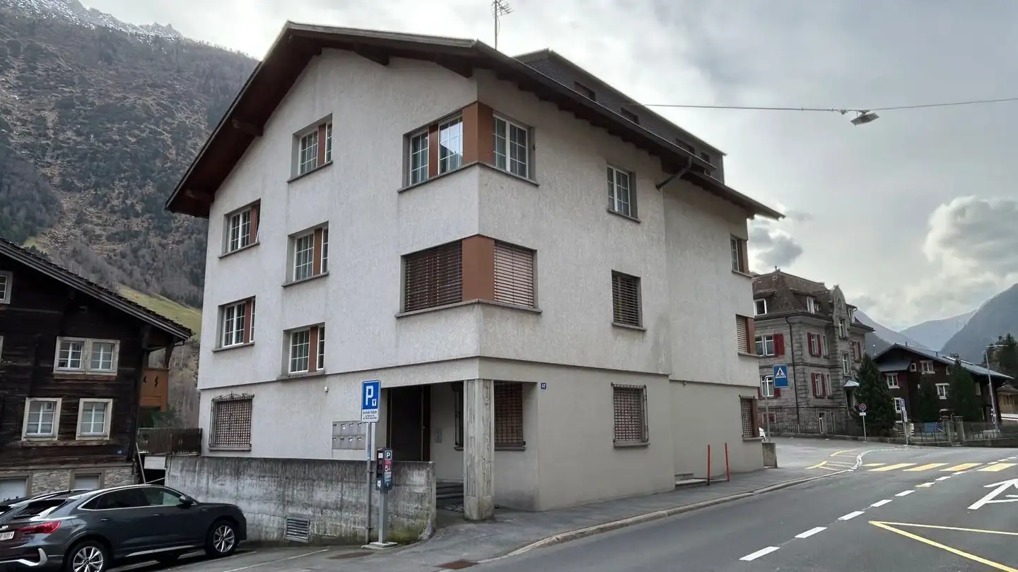 Mehrfamilienhaus kaufen - Gotthardstrasse 47, 6484 Wassen UR - Foto 2
