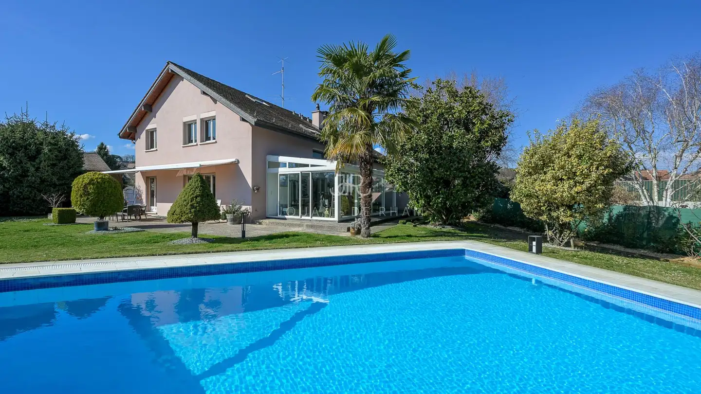 Row house for sale - 1299 Crans-près-Céligny