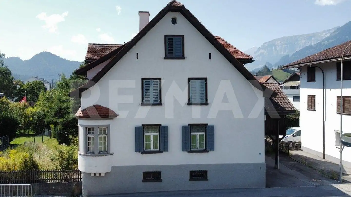 Edificio residenziale in vendita - Hauptstrasse 38, 7402 Bonaduz - Photo 4