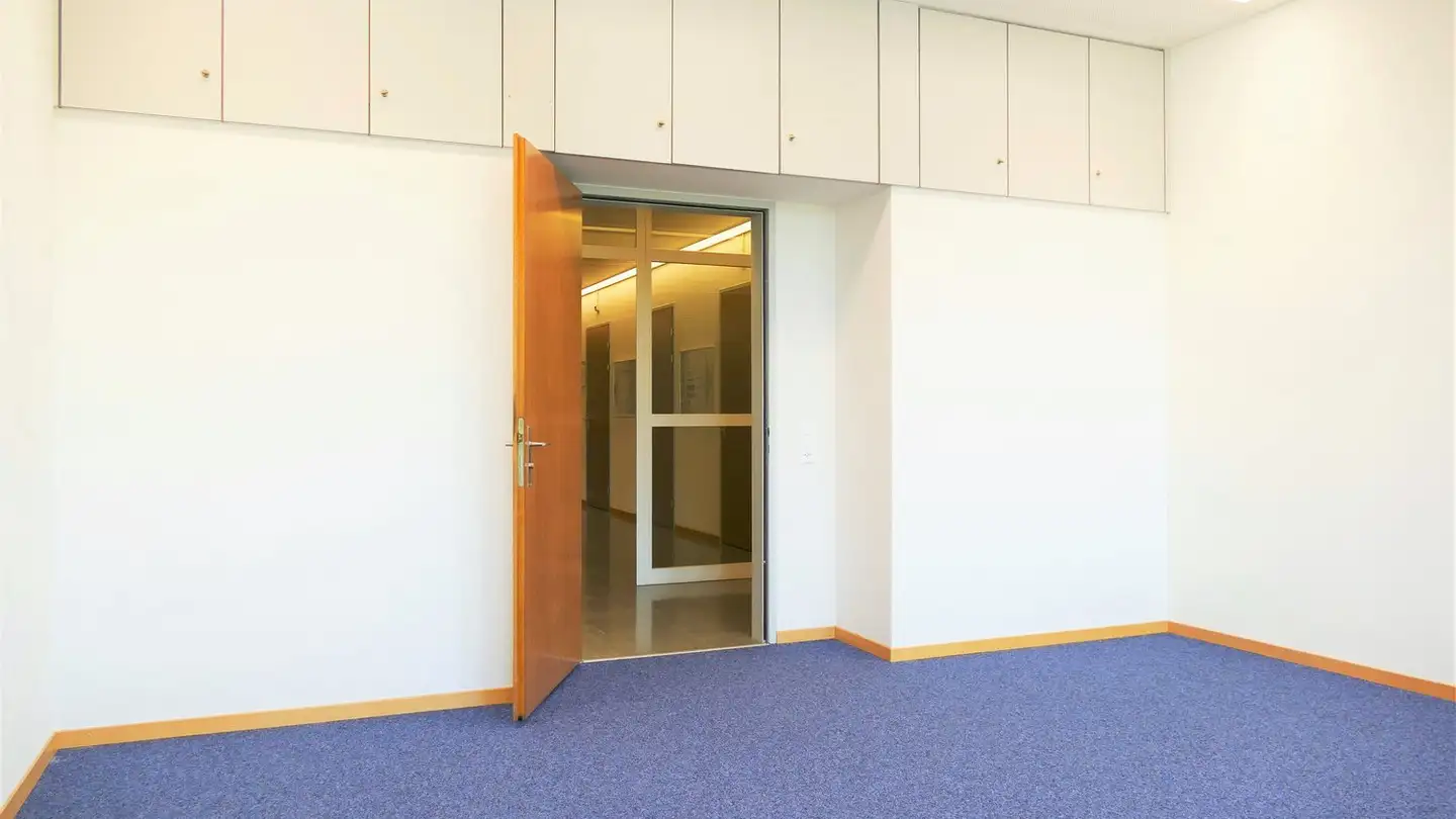 Bureau à louer - Joweid Zentrum 1, 8630 Rüti ZH - Photo 3