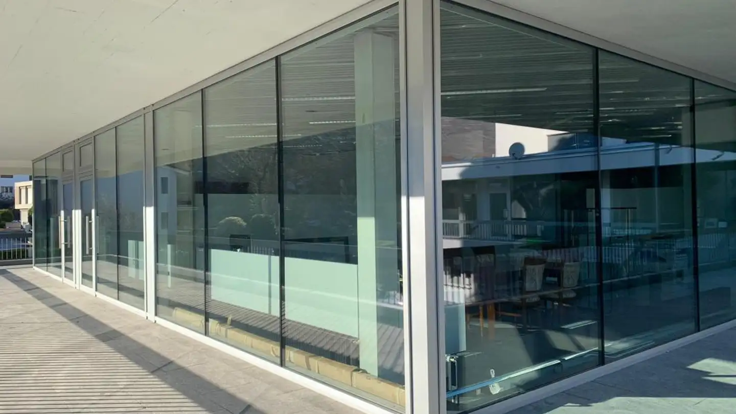 Spazio ufficio in affitto - Via Ai Molini 3, 6616 Losone - Photo 2