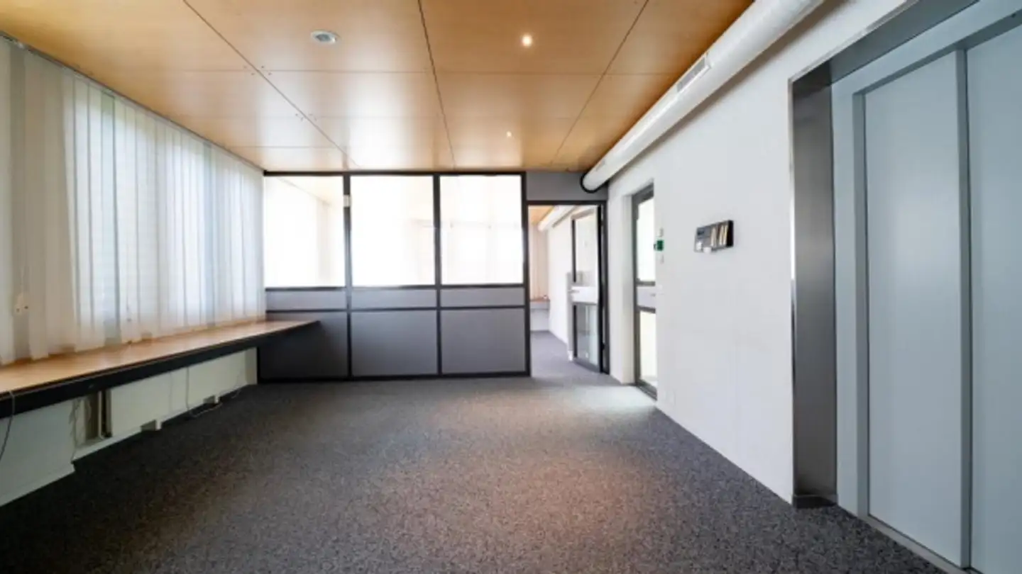 Commerciale in affitto - Albligenstrasse 10, 3182 Ueberstorf - Photo 3