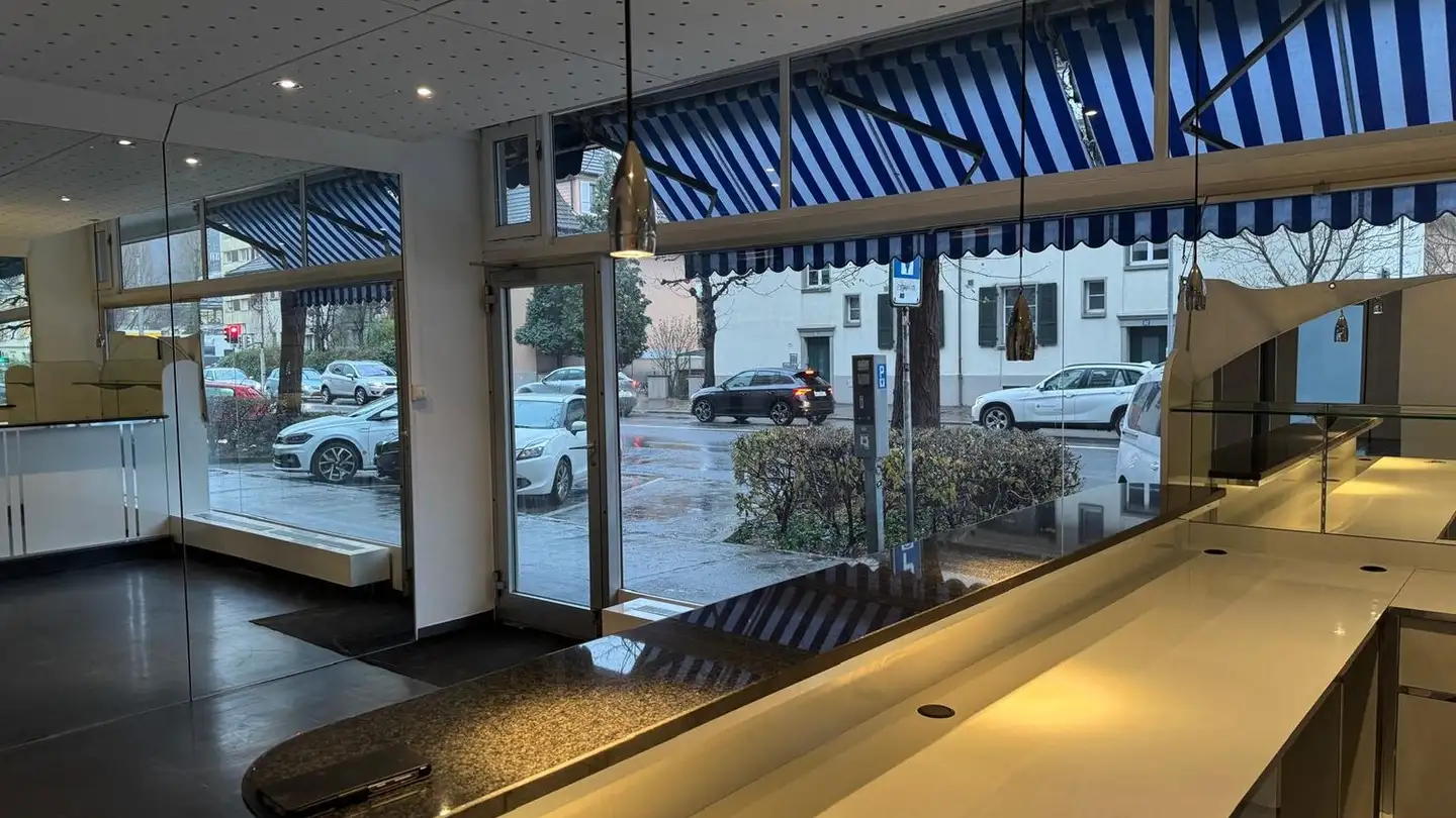 Arkade mieten - Rue Du Débarcadère / Ländtestrasse 47, 2503 Biel/Bienne - Foto 4