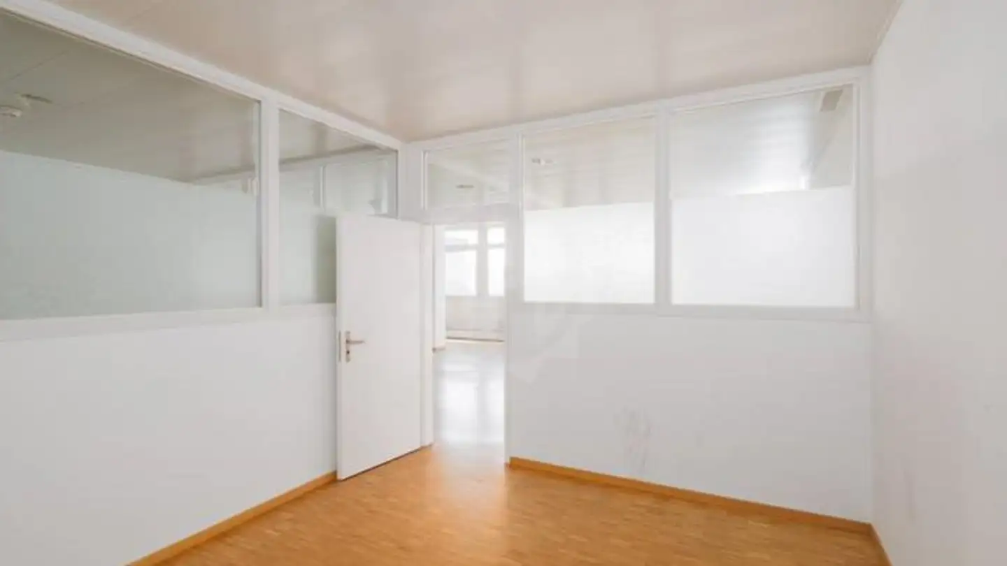 Mixed-use building for rent - Route Du Grand-Lancy, 1212 Grand-Lancy