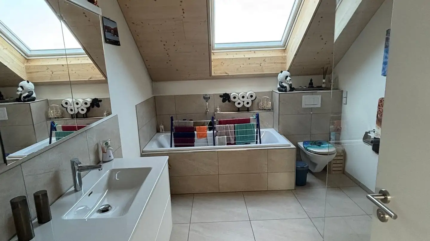 Dachgeschosswohnung mieten - Kirchacker 3, 4933 Rütschelen - Foto 4