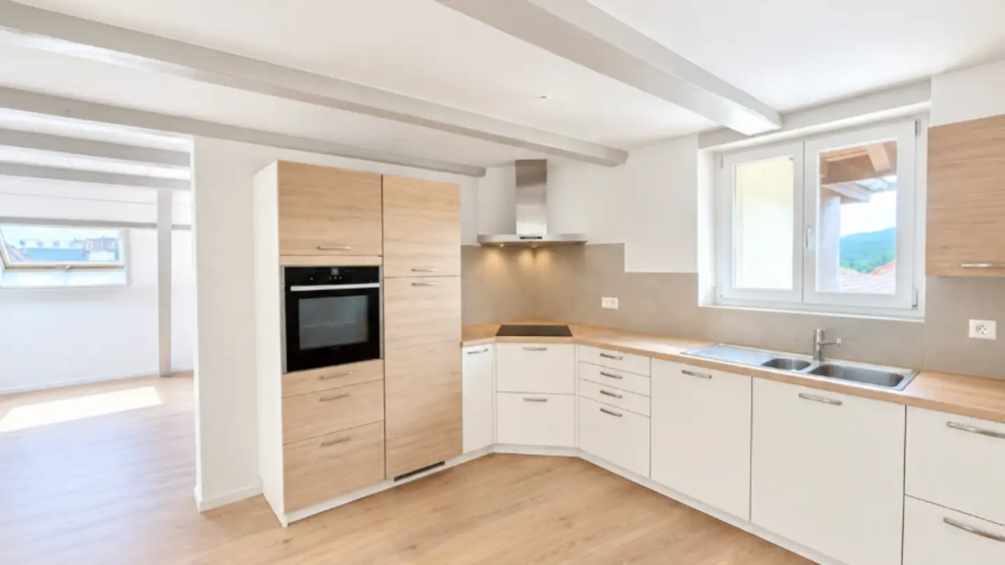 Dachgeschosswohnung mieten - Rue Frederic Soguel 22, 2053 Cernier