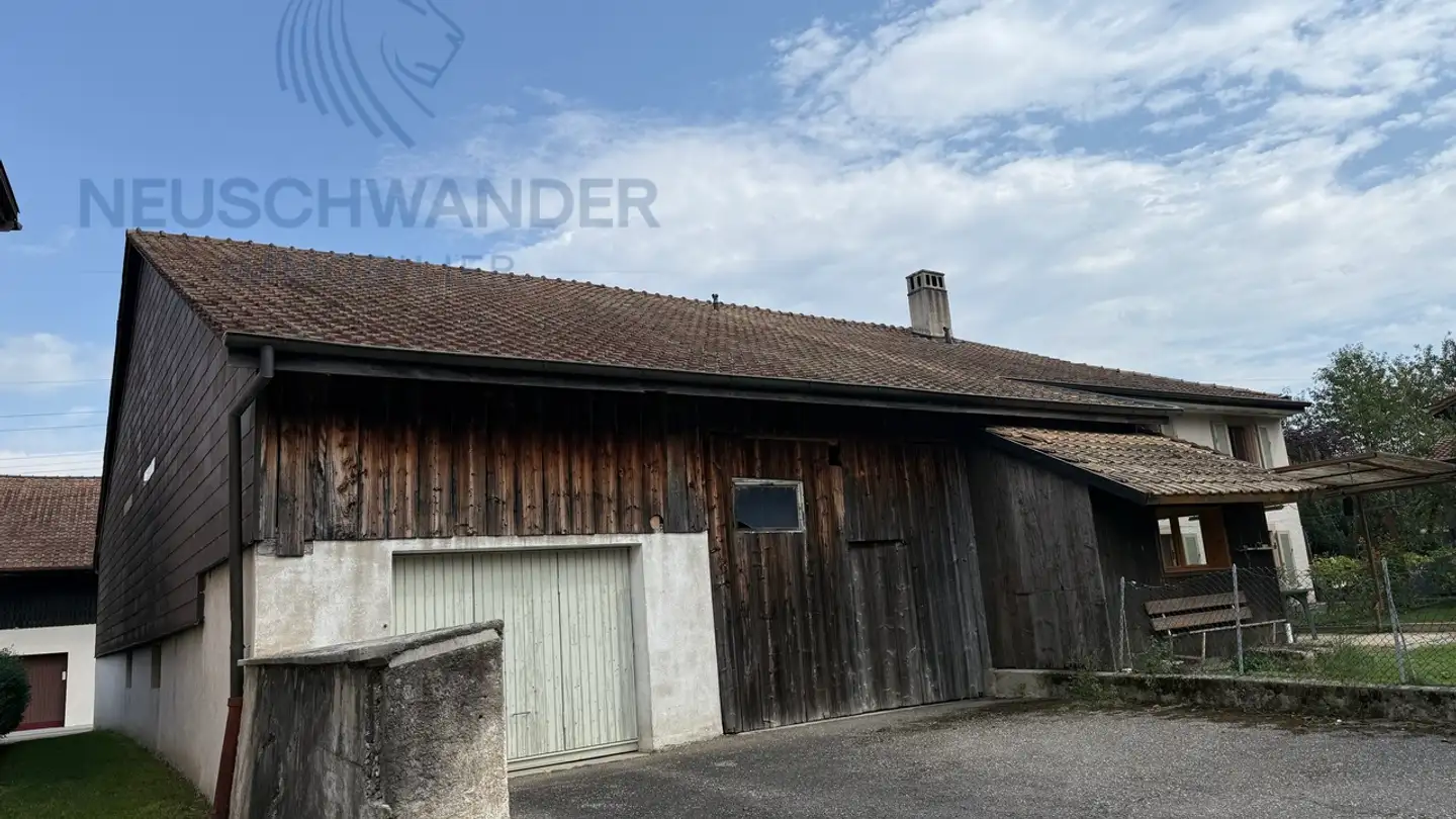 Residential building for sale - 2853 Courfaivre