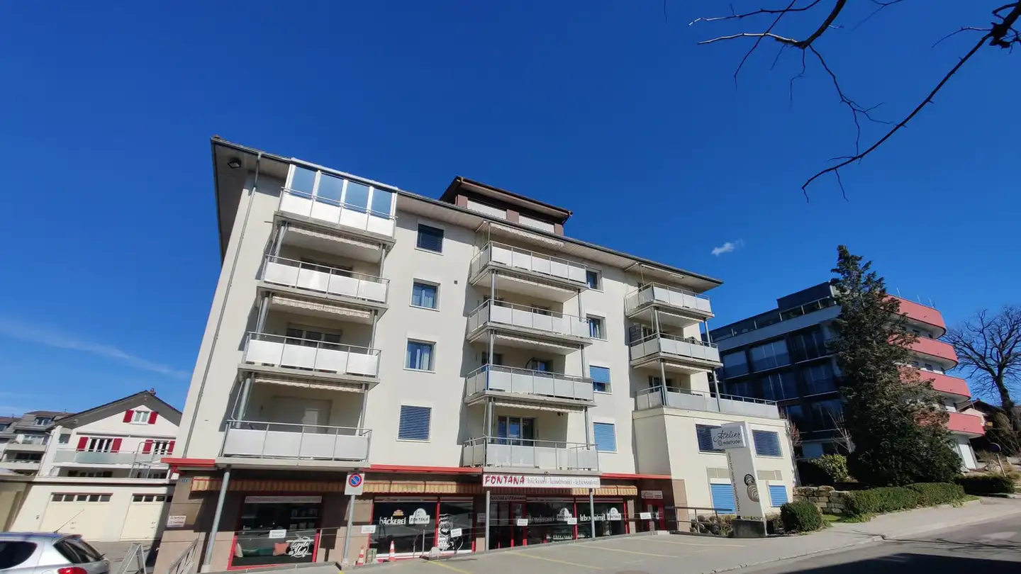 Parkplatz im Freien mieten - Bahnhofstrasse 15, 3186 Düdingen