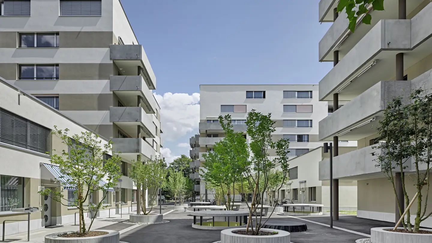 Wohnung mieten - Heerenschürlistrasse 3, 8051 Zürich - Foto 2