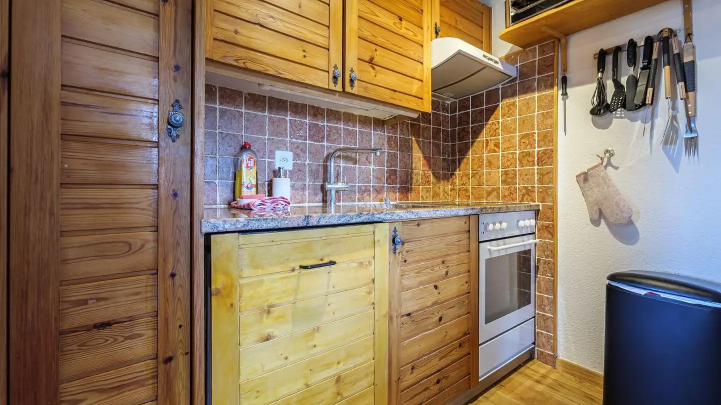 Chalet for rent - Route Des Agettes, 1992 Les Agettes - Photo 4