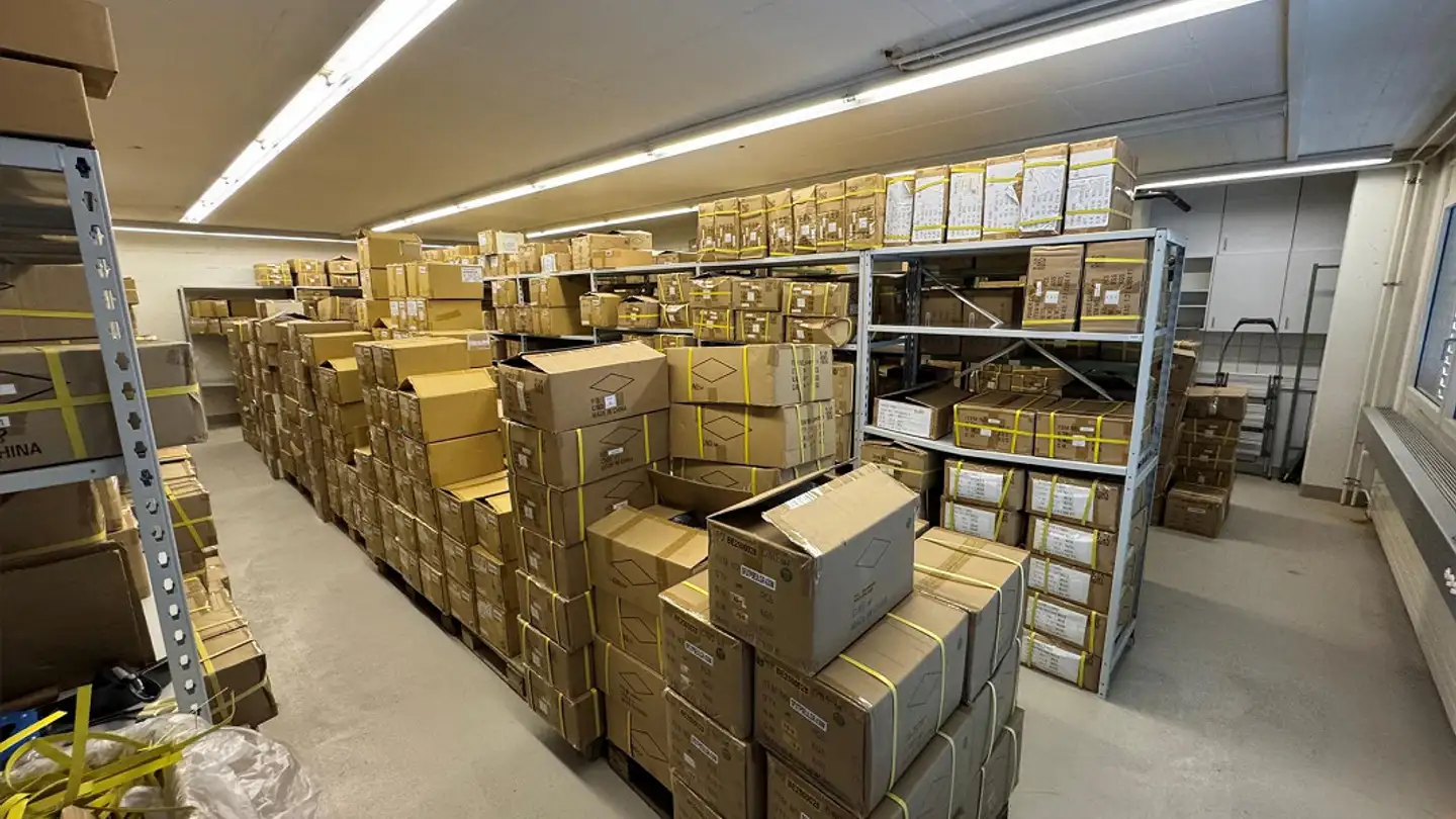 Bureau à louer - Allmendstrasse 8, 8320 Fehraltorf - Photo 2