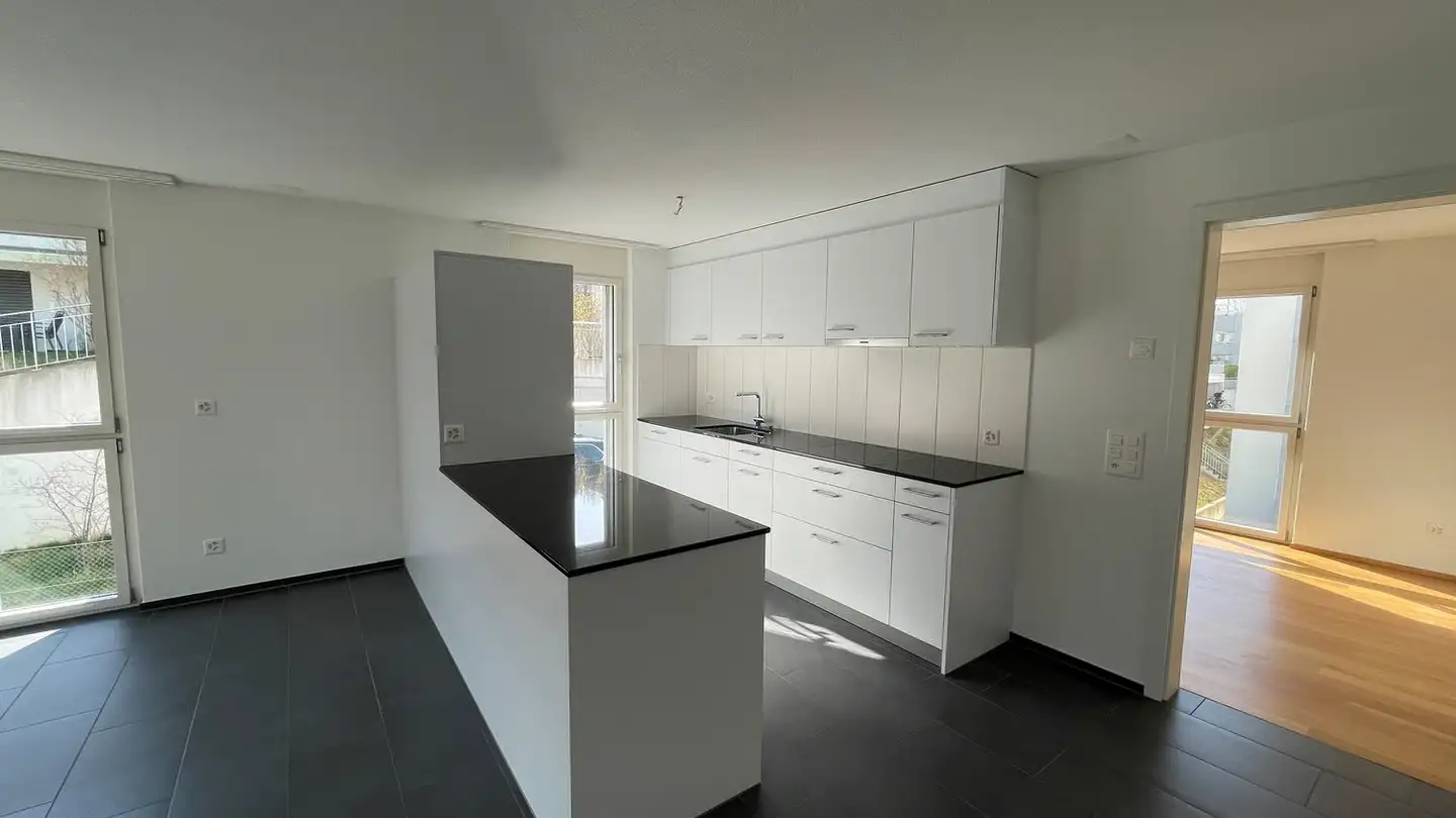 Wohnung mieten - Stationsweg 45, 3646 Einigen - Foto 2