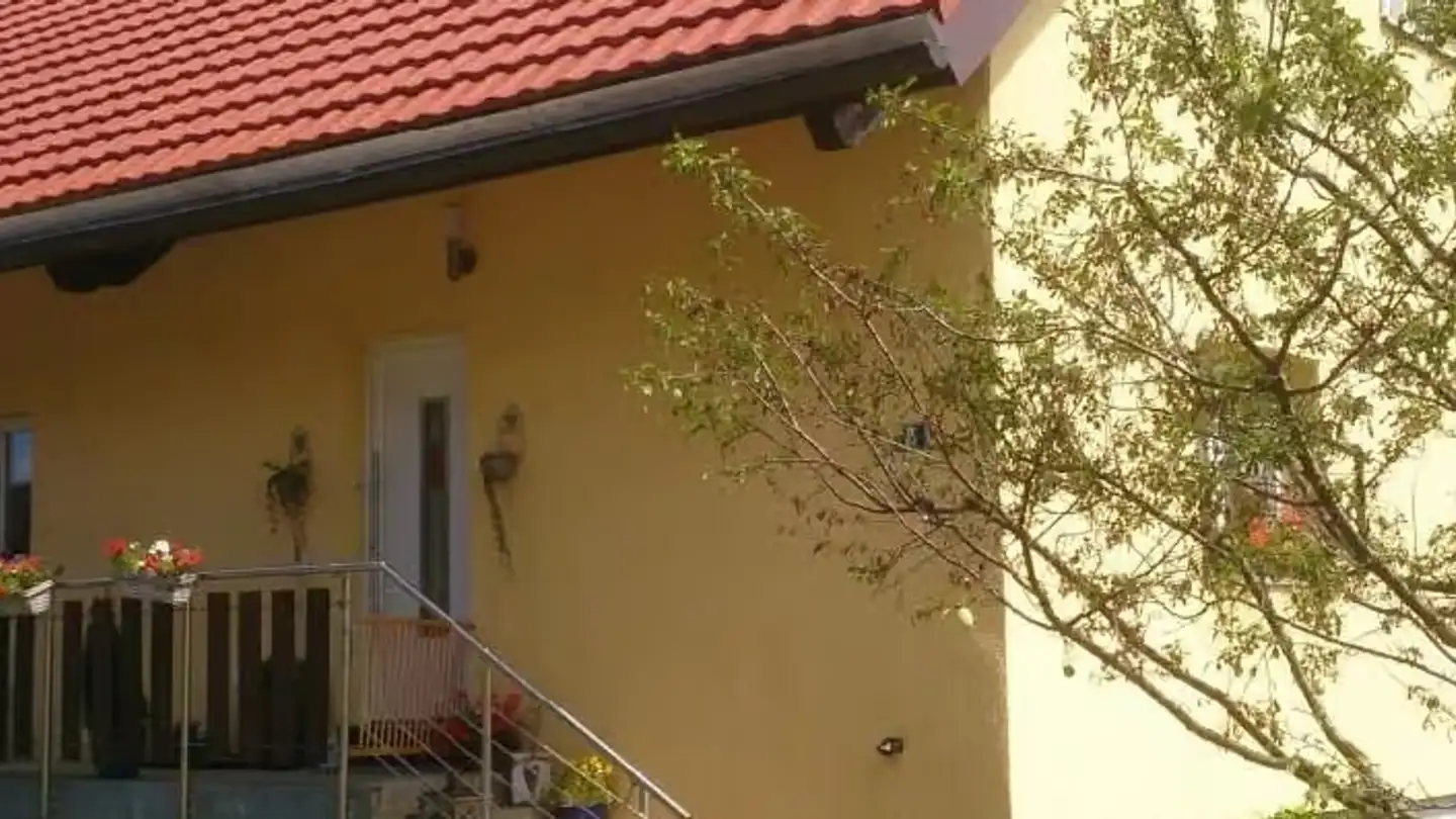 Maison individuelle à louer - Krähenweg 6, 8413 Neftenbach - Photo 2
