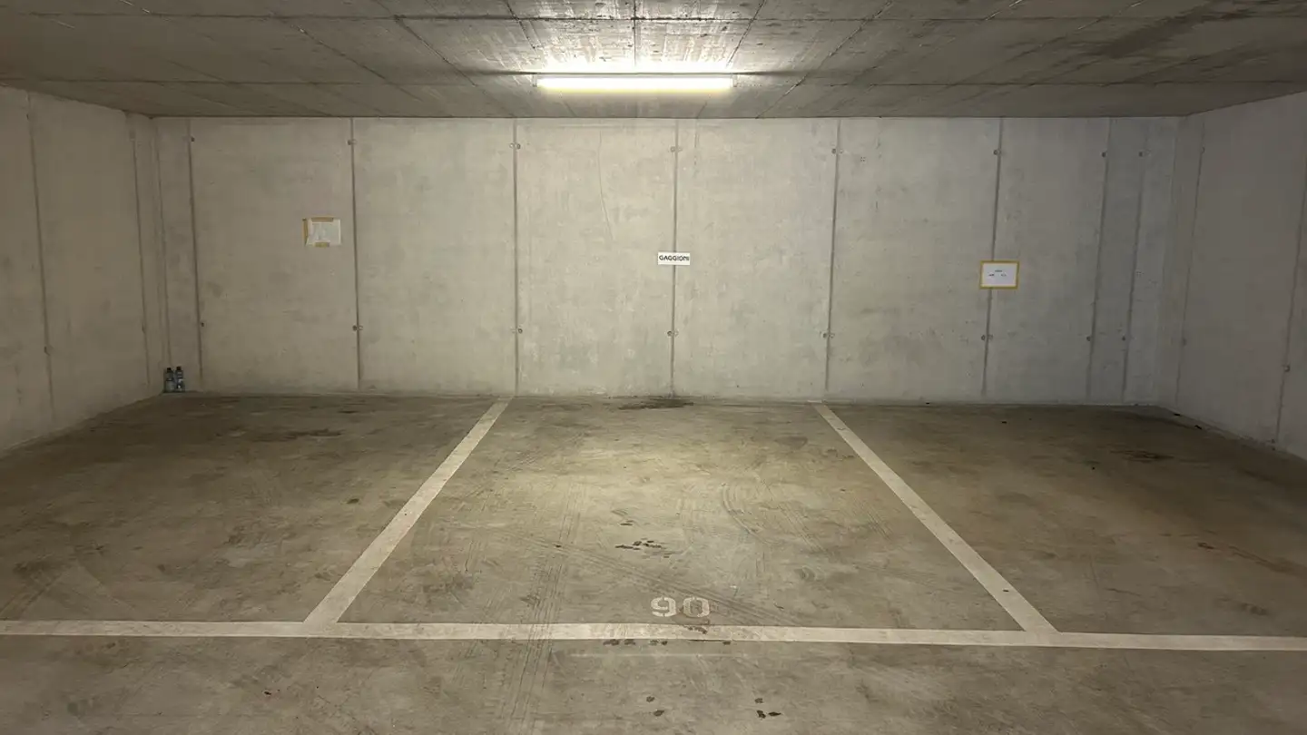 Überdachter Parkplatz mieten - Via Locarno 84, 6616 Losone - Foto 2